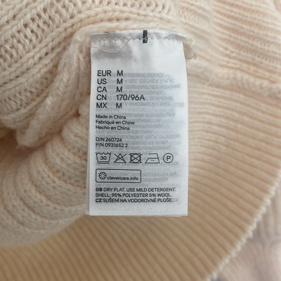 H&M Ruffle Chunky Knit Mock Neck Sweater Cream Ivory Medium - Picture 7 of 11